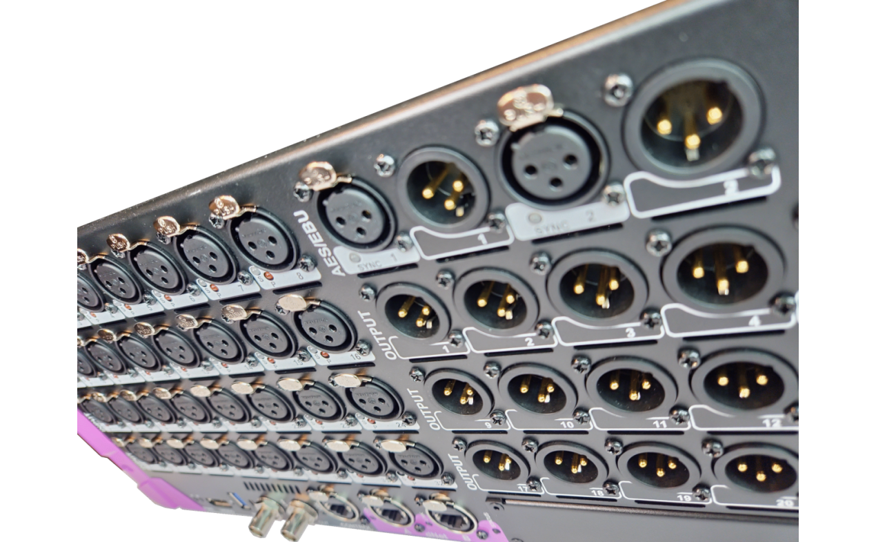 Violet Audio dMix 128 – profesionalni 128-kanalni mrežni digitalni audio matrix