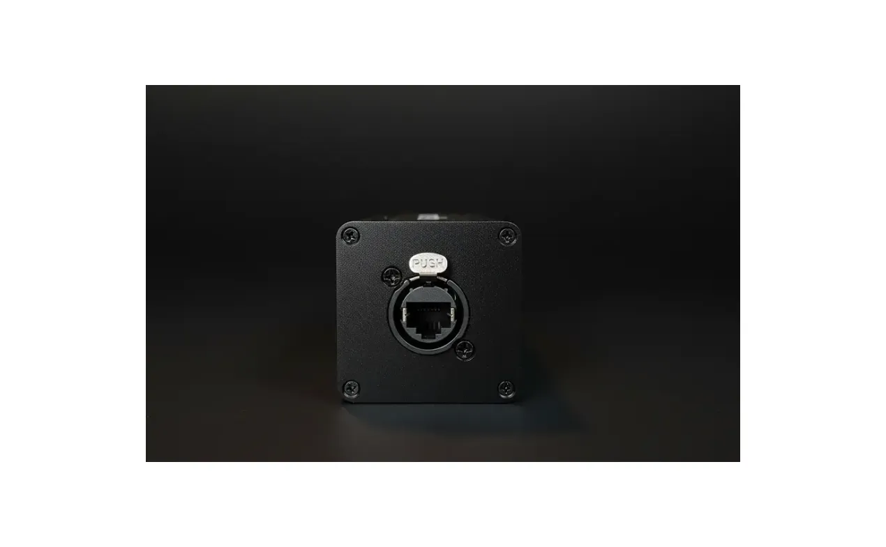 Violet Audio IO44 – 4-kanalni pasivni XLR / Ethercon audio adapter